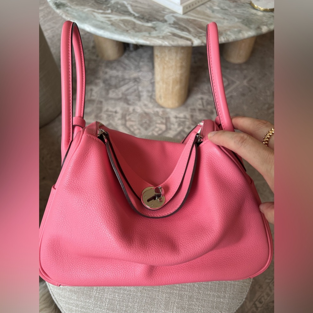 SOLD ❌ Hermes Lindy 26 Evercolor Rose Azalee 2017